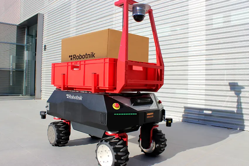 Mobile robotics: Enhancing supply chain and logistics efficiency