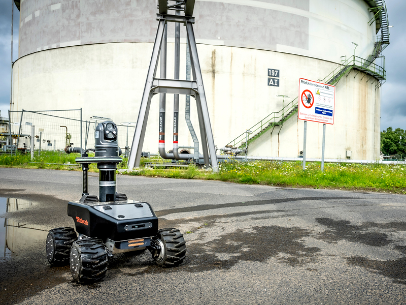 Autonomous Mobile Robots: A boost for industrial surveillance and maintenance