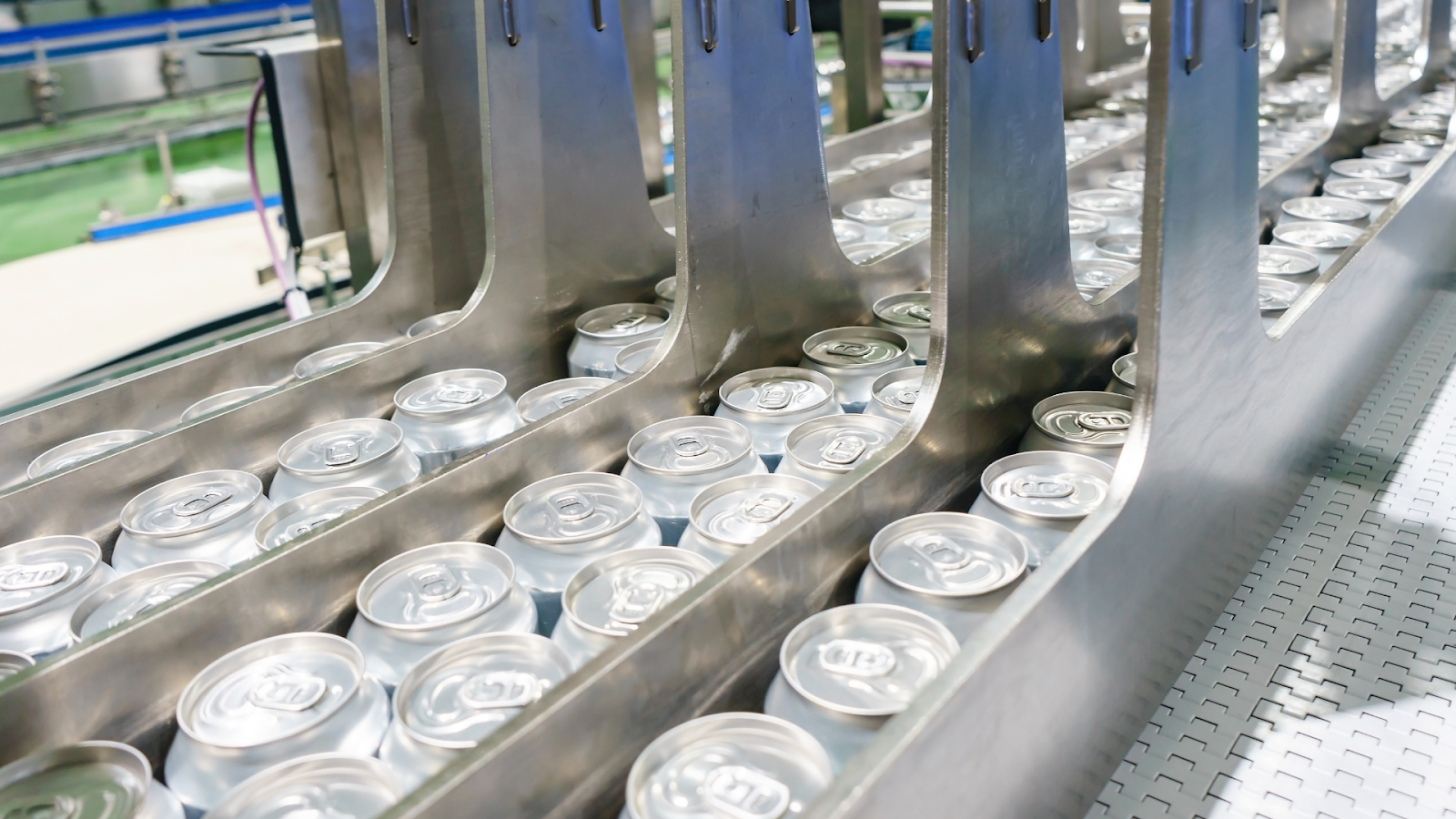 With Viam, you can deploy machine learning (ML) models to identify products on a conveyor belt and enable intelligent actuation for efficient sorting.